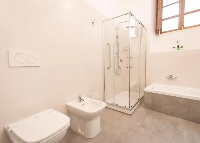 Casa Abelli Bilocale In Centro Ad דירה *